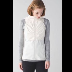 COPY - LULULEMON Kanto Catch Me Vest Size 4